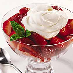 Strawberries al Moscato with Vanilla Cream